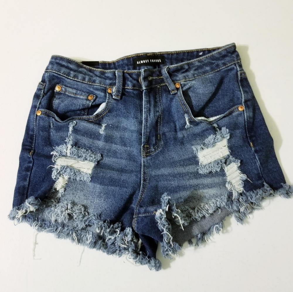 Almost Famous Distressed Cutt Off Summe Shorts Size 3 Juniors Beach Outdoors